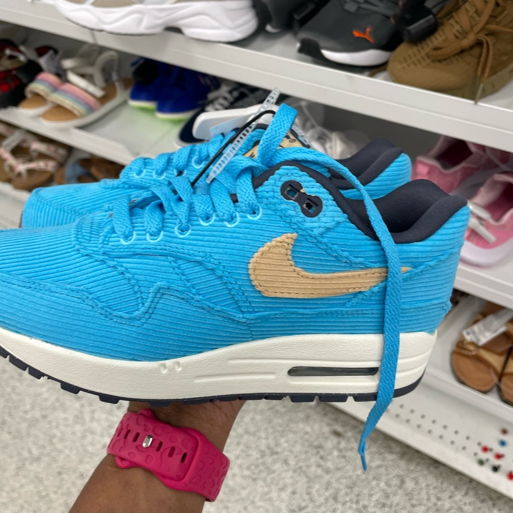 Nike Blue and Tan Sneakers Air Max 1